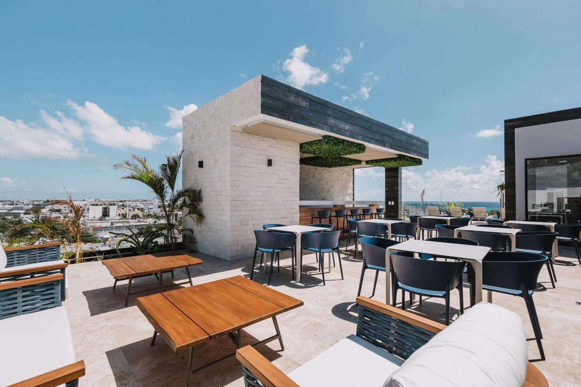 Cozy Pool And Roof Lounge 5 Blocks * Playa del Carmen